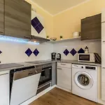 - K2 Brunnen Haus Bed & Breakfast