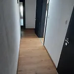 - K2 Brunnen Haus 3*