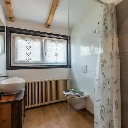 B&B - K2 Brunnen Haus 3*