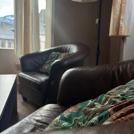 - K2 Brunnen Haus 3*