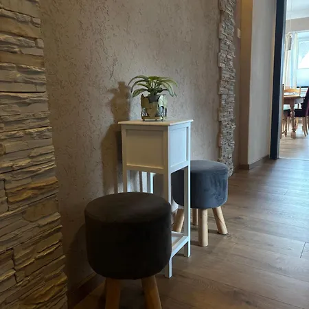 - K2 Brunnen Haus 3*