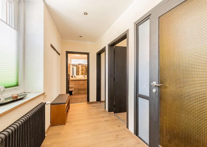 - K2 Brunnen Haus 3*