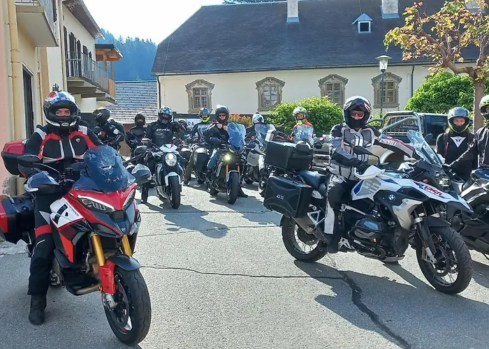 Bed & Breakfast - K2 Brunnen Haus