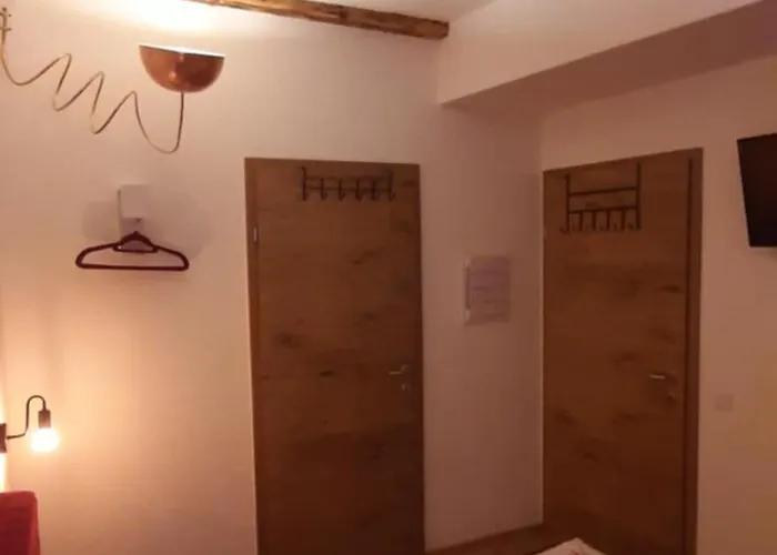 - K2 Brunnen Haus Bed & Breakfast